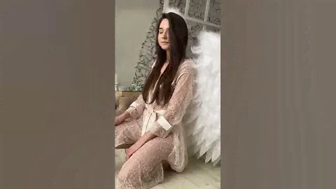 Забирай последний экземпляр самого крутого тренча от Victoria’s Secret🔥