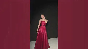 Виктория в платье «Сирена» от RomanovaStyle #fashion #dress #model #promdress #style #bollywood